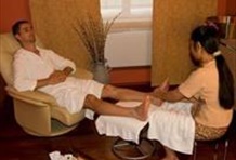Relaxing Temple Classic or Foot Massage 